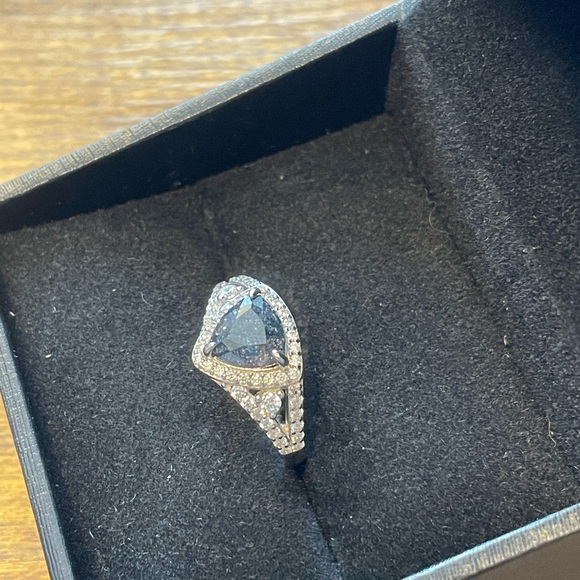 Bomb Party OG Black Ice Crystal Ring - Picture 2 of 3